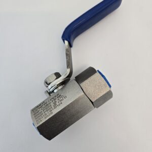 Comfit General Ball Valve 1/4" FNPT x 1/4" FNPT, 1500 PSI, Orifice 6.4 mm, 316SS